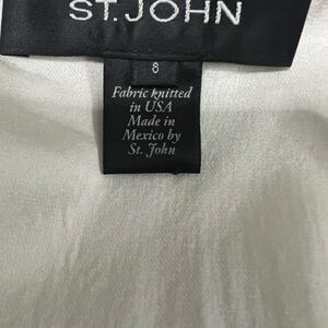 St. John Elegant Cream in black